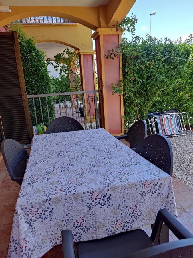 Apartamento Completo Con Piscina Comunitaria Y Patio Exterior アヤモンテ エクステリア 写真